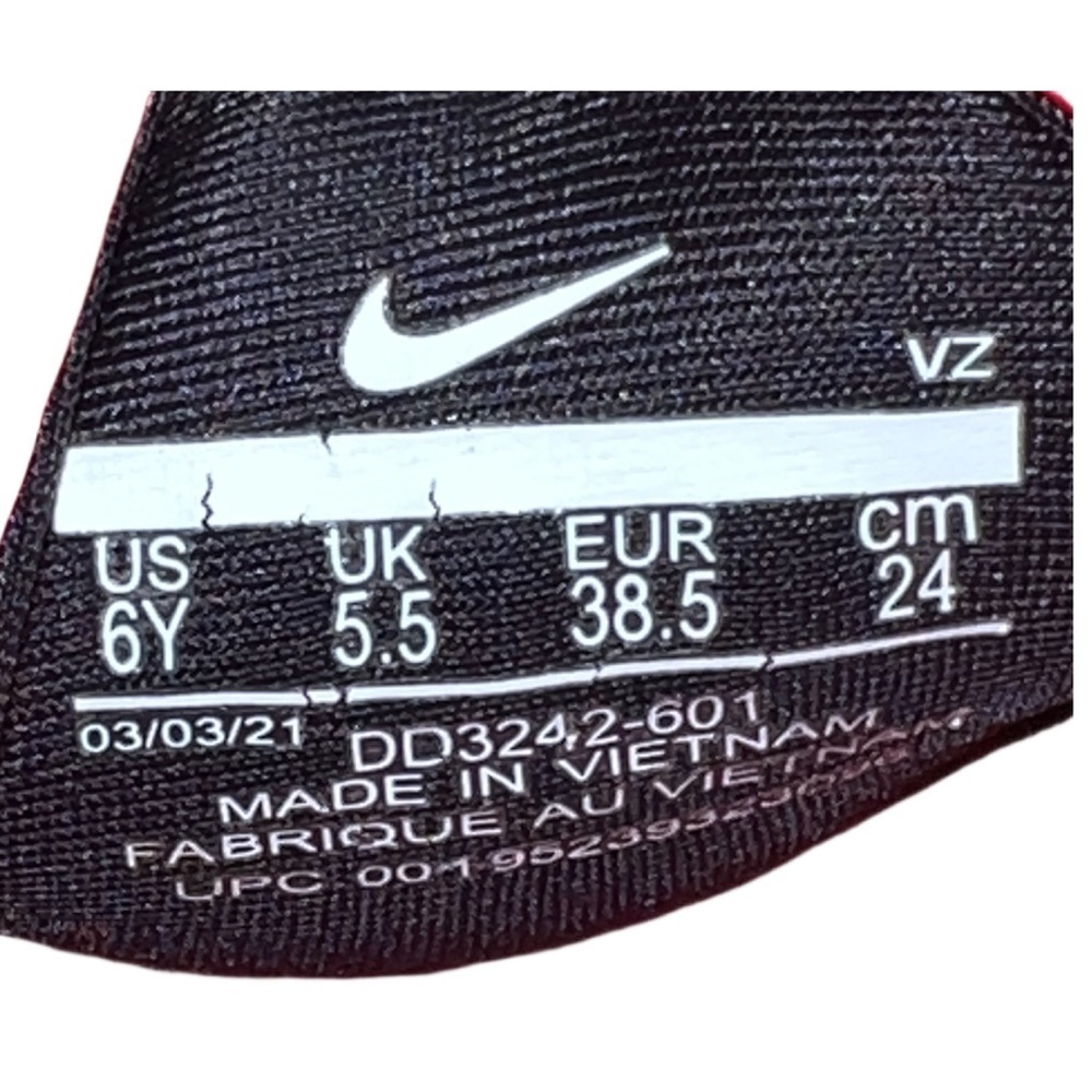 Nike Kids Slides Red Black Logo Sandals | Youth Size 6Y - Picture 5 of 5